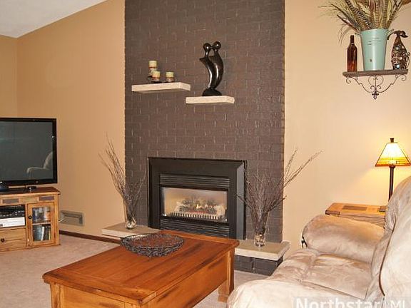 3rd image of 1295 Brighton Sq