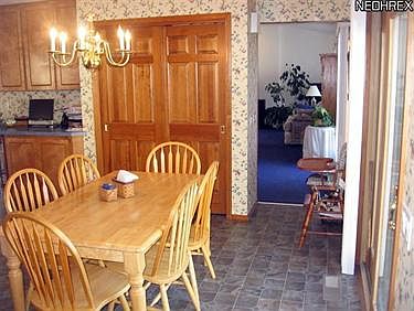 4th image of 32476 Briarwood Dr