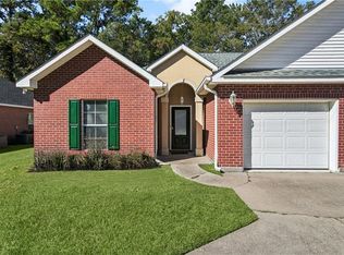 40081 Emerald Dr #B, Ponchatoula, LA 70454