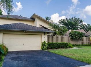 30 Torchwood Ave, Plantation, FL 33324