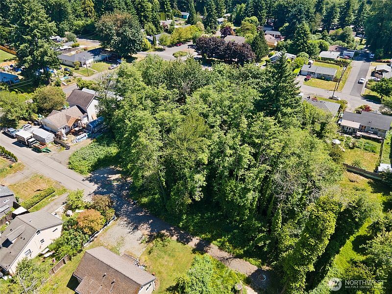 2nd image of 0 12th Avenue SE