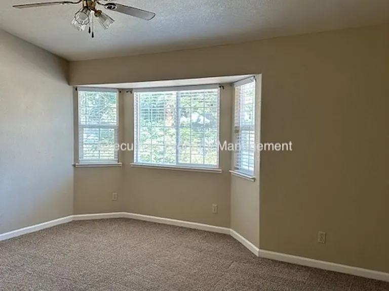 1103 Acapulco Ct — Photo 14