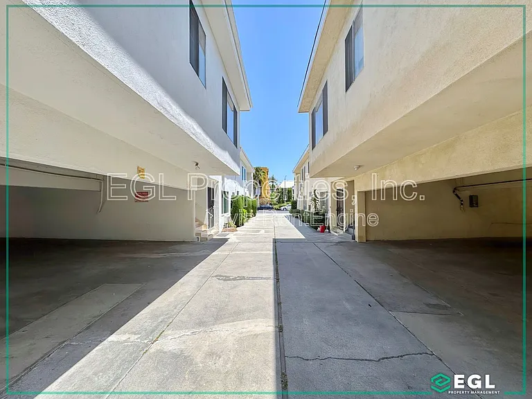 823 N Hudson Ave #1 — Photo 14
