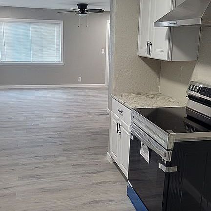 5th image of 5625 Donnelly Ave