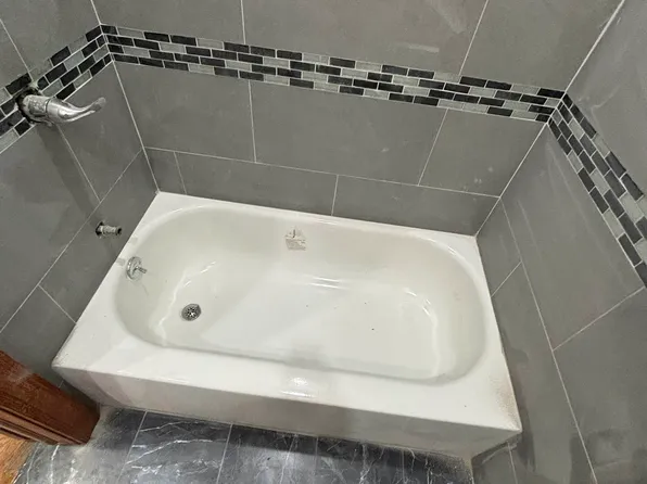 315 Jefferson Street image 11 of 12