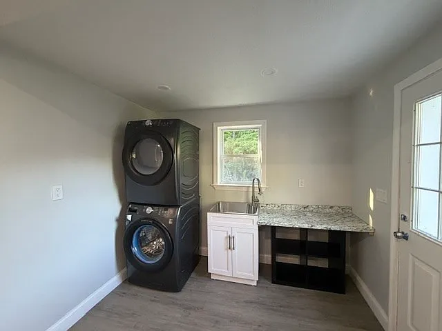 3 bed, 9999 sqft, $2,800 — Photo 3