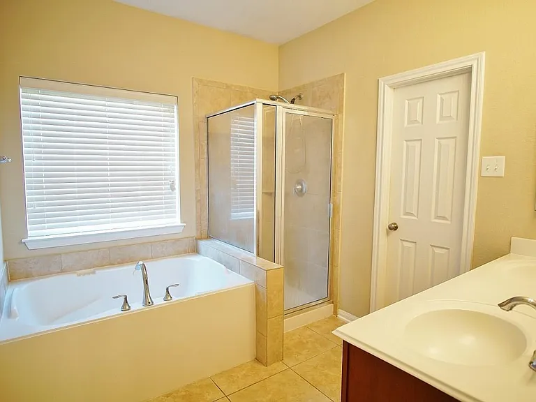 26834 Henson Falls Dr — Photo 11