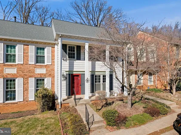 12218 Tildenwood Dr, Rockville, MD 20852