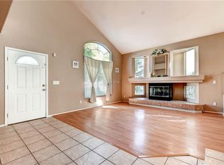 8463 Chinook Candy Ct, Las Vegas, NV 89113