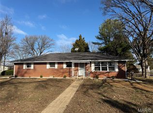 281 Mervin St, Sullivan, MO 63080