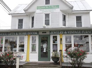 325 Queen St, Tappahannock, VA 22560