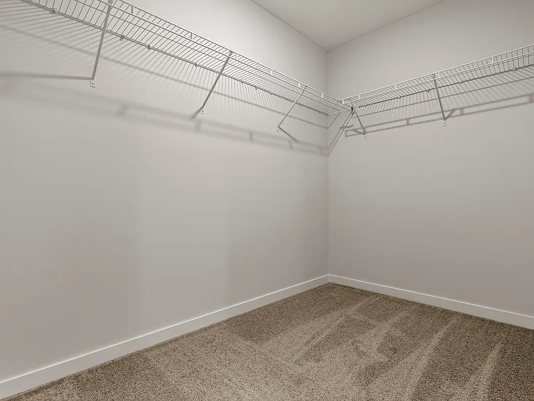 8190 Allegro Dr — Photo 32