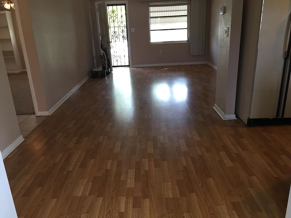 2nd image of 31 Crowley Ct
