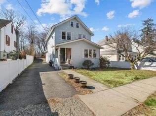 719 Lindbergh Ave, Peekskill, NY 10566