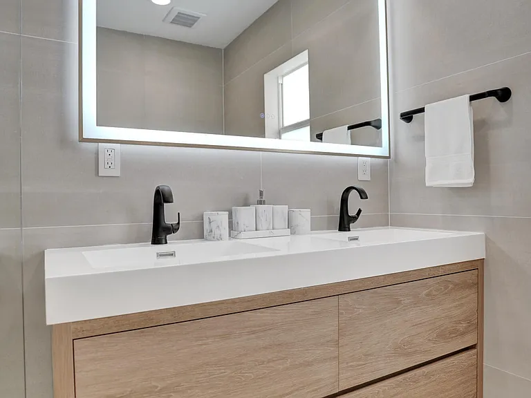 885 Nafa Dr — Photo 65