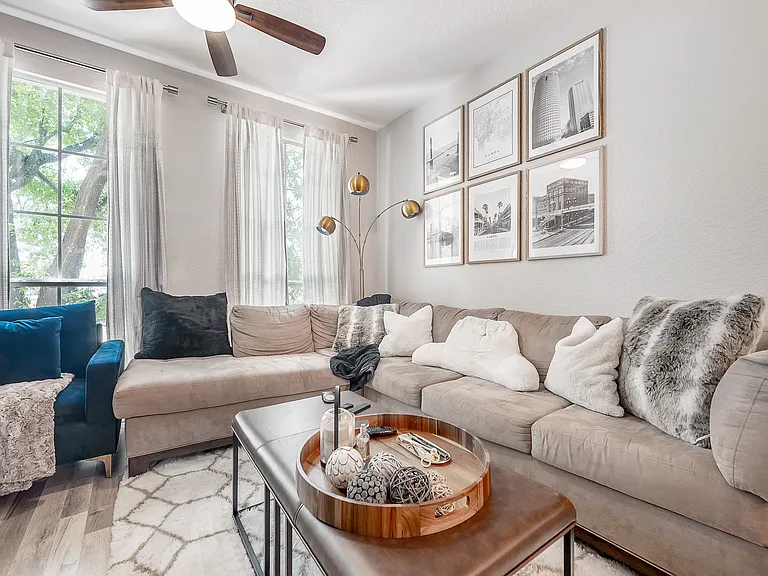 410 S Armenia Ave #928 — Photo 32