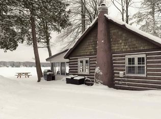 8077 Outer Dr S, Traverse City, MI 49685