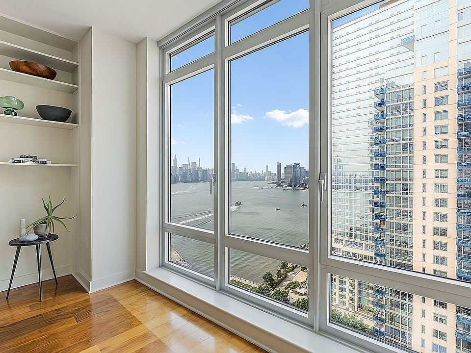 1st image of 2 Northside Piers APT 20N