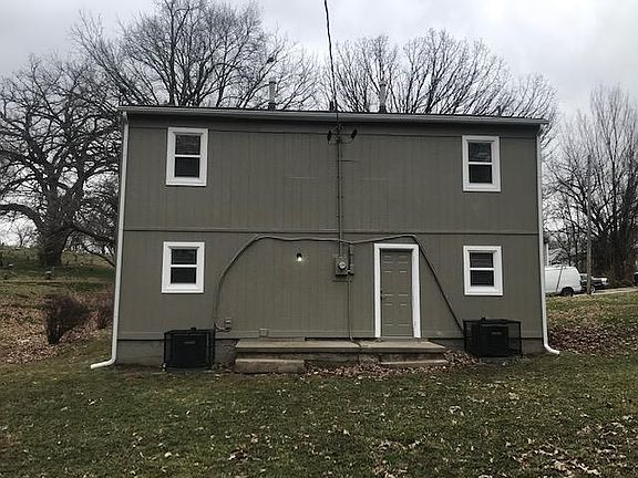 2nd image of 833 Stewart Ave