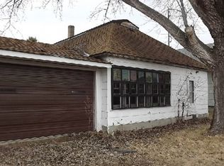 416 Brewster St E, Harvey, ND 58341