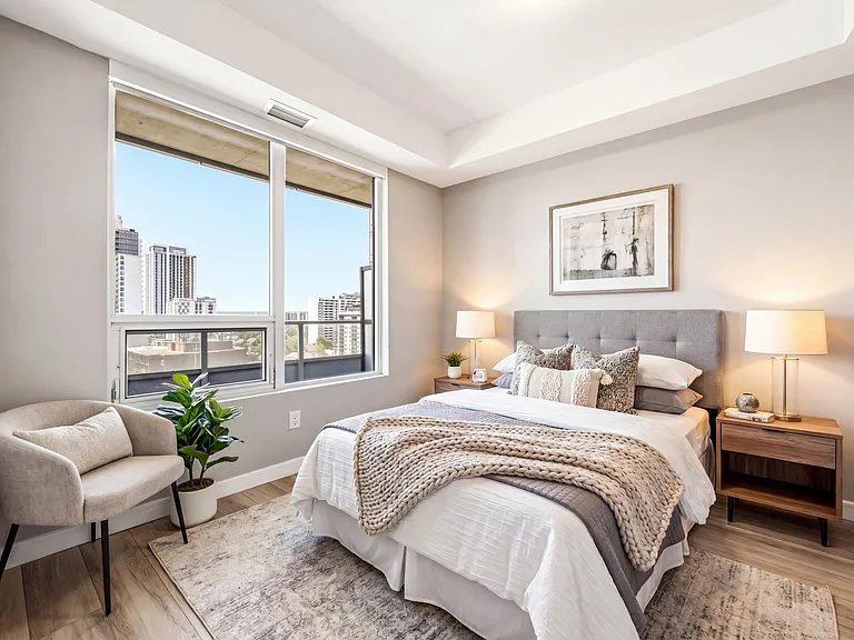 20 George St #2401 — Photo 35