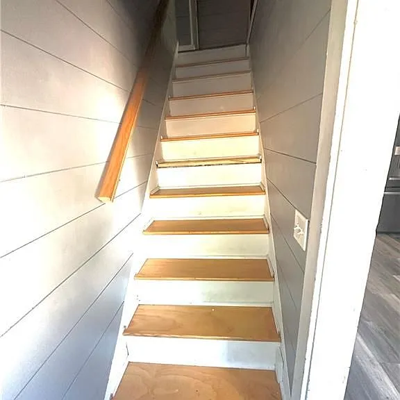 109 Earl St #A — Photo 14