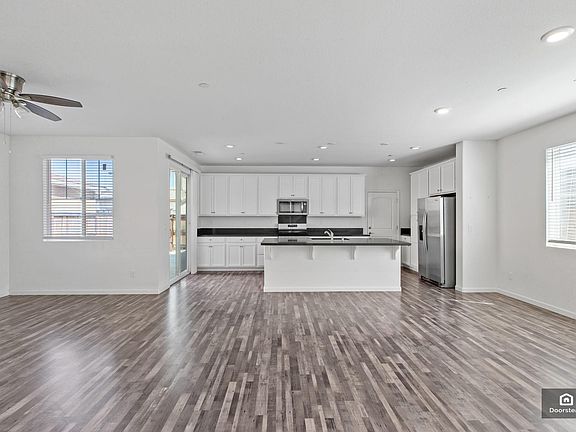 4th image of 3781 Samuelson Way