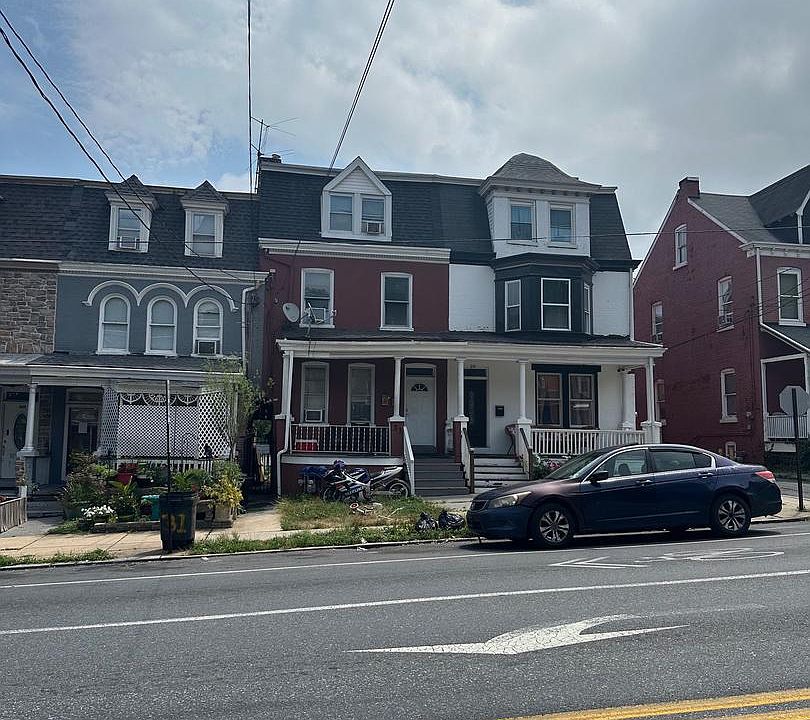 2nd image of 31 N Broad St