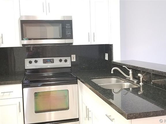 3rd image of 6103 NW 116th Pl APT 461