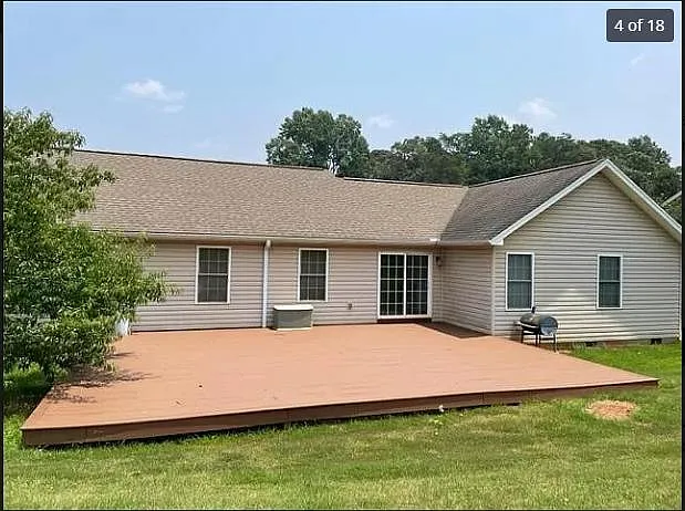 3 bed, 1684 sqft, $1,900 — Photo 2