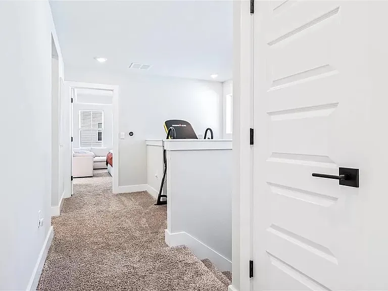 7404 Wynkoop Ct — Photo 26