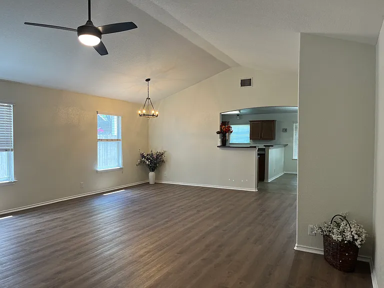 8803 Mainland Rdg — Photo 8