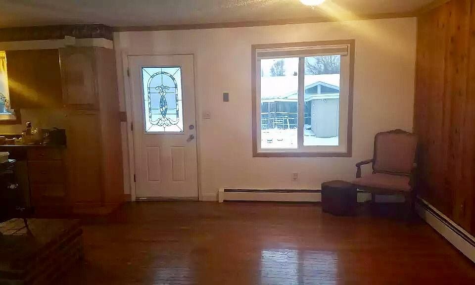 Upstairs Living room backyard side