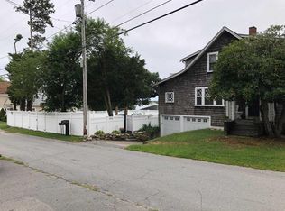 11 Prospect St, Buzzards Bay, MA 02532