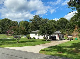 221 Brooklain Dr, Charlotte, NC 28214