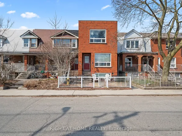 490 Brock Ave #4, Toronto, ON M6H 3N3