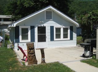 23 Hazen St, Greenwood Lake, NY 10925