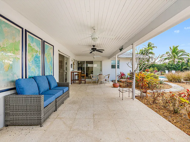 733 Waterway Dr — Photo 24