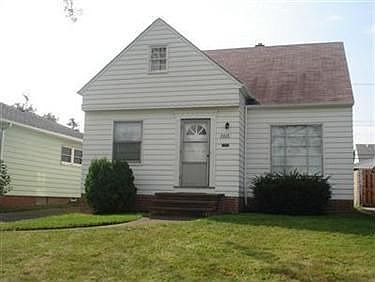 1st image of 7415 Wefel Ave