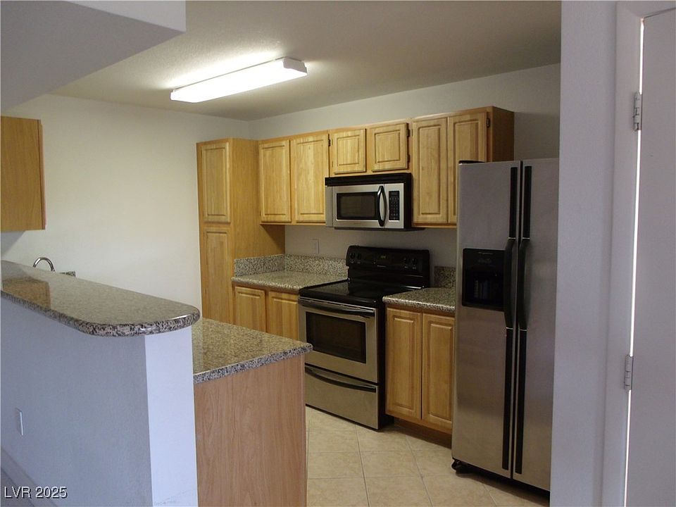 2nd image of 5055 W Hacienda Ave Unit 2013