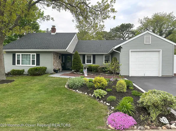 47 Georgetown Boulevard, Barnegat, NJ 08005