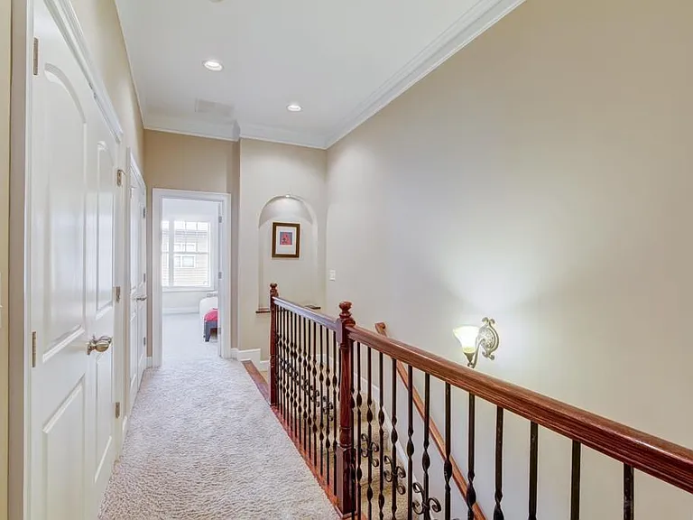 905 Telfair Close — Photo 16