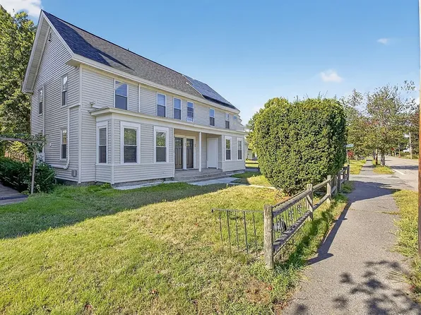 94 Pleasant St, Ashland, MA 01721