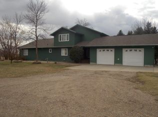 5143 Highway 200, Hazen, ND 58545