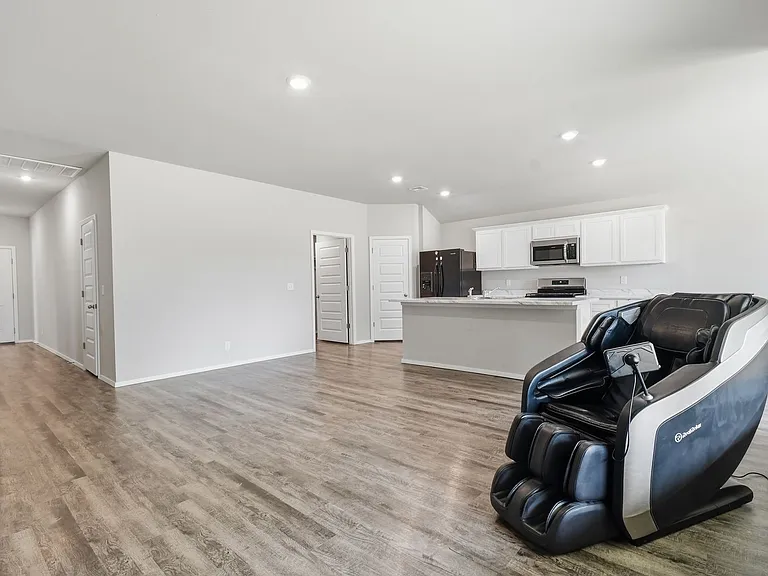 4014 W Pittsburg Cir — Photo 4