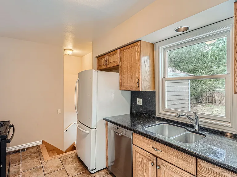 2626 S Williams St — Photo 13