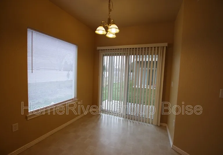10183 W Rifleman Ln #102 — Photo 6