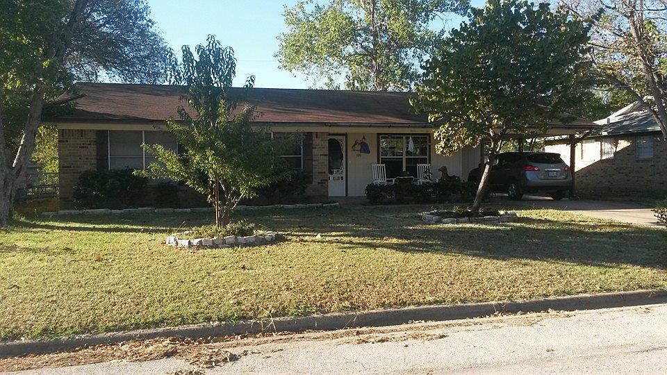 1st image of 106 Southmanor Ct
