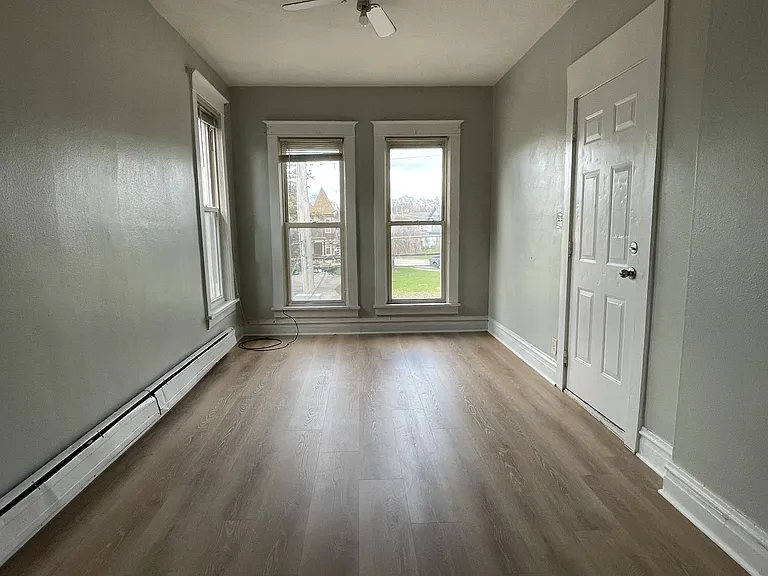 292 Villa St #4 — Photo 3