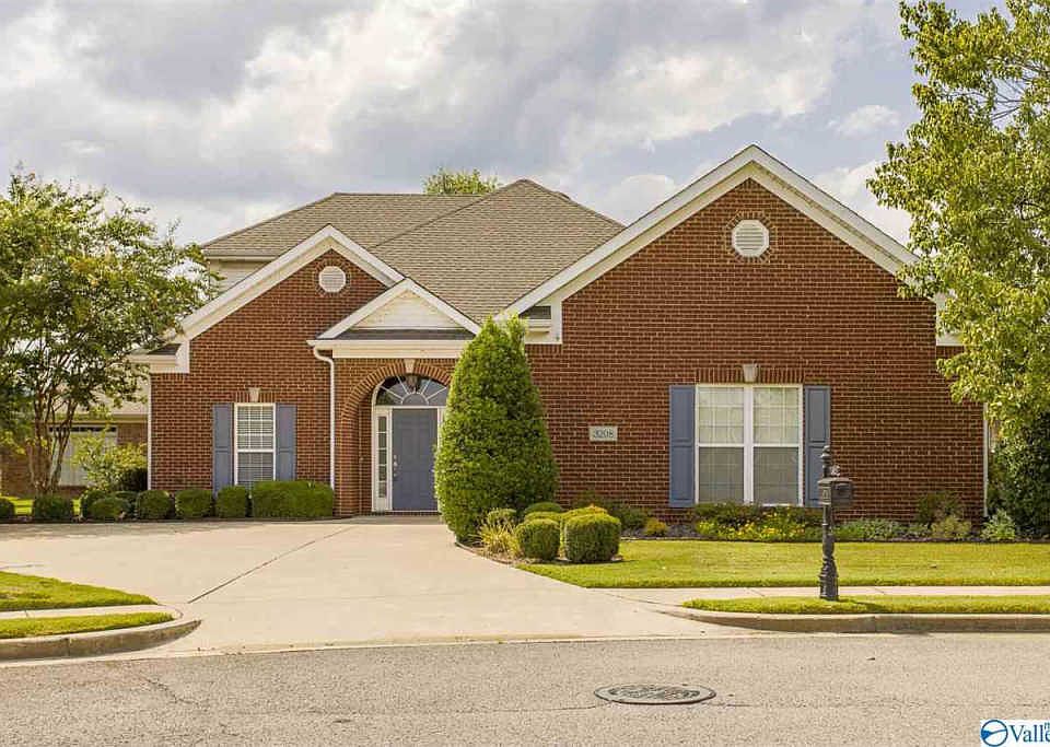 1st image of 3208 Pierside Cir SE